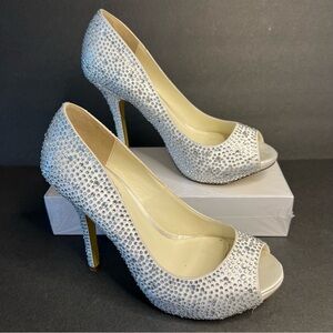Paradox London silver sequin 4.5 inch heel peep toe Dressy Sparkly women's 7.5